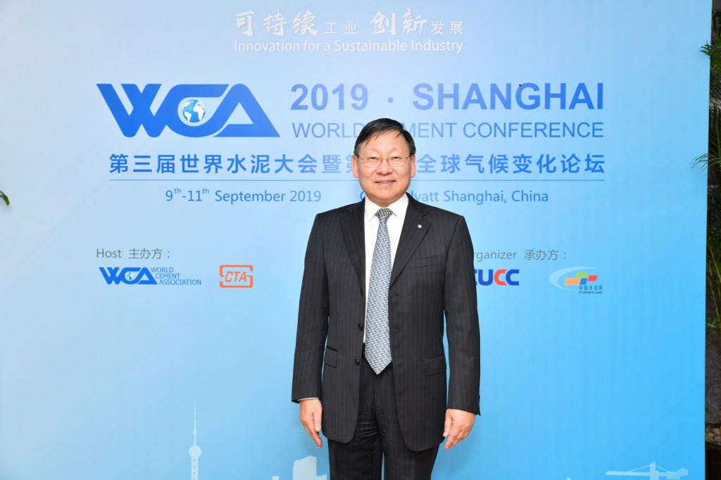 Mr Cui Xingtai of China United Cement Company.JPG