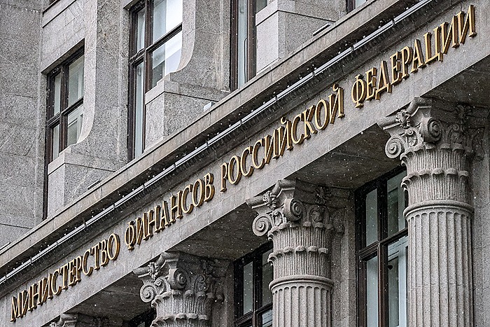 Минфин предложил исключить из поправок в Налоговый кодекс пункт о пошлине при введении в оборот маркируемых товаров