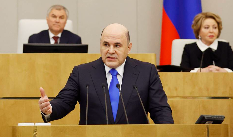 По словам премьер-министра, в нормативное состояние привели более 160 млн кв. м дорожного полотна