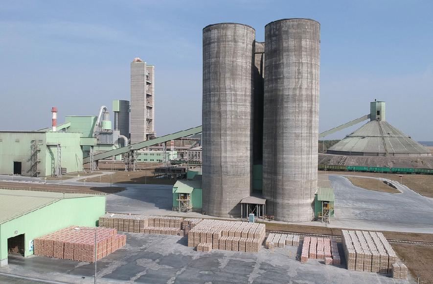 Компания SLK Cement обновила линейку выпускаемой продукции тампонажных и общестроительных цементов. 