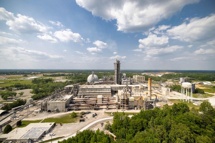Heidelberg Materials открыла современный цементный завод в Северной Америке
