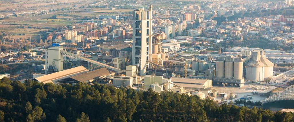 Molins внедрит технологию улавливания CO₂ на цементном заводе в Испании