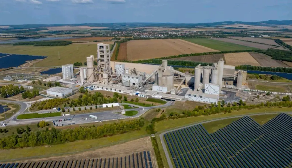 Holcim использует 1/3 «зеленой» энергии на заводе Királyegyháza в Венгрии
