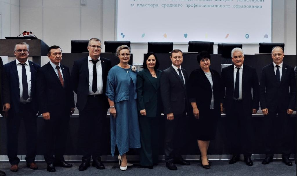 Невьянский цементник стал партнером федерального проекта «Профессионалитет»