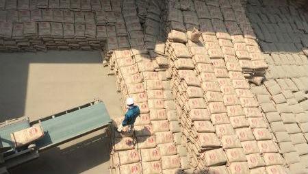 Вьетнамская корпорация по производству цемента хочет заработать на 10% больше в 2019