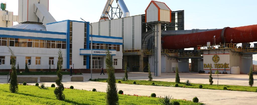 На «Алмаклыкский ГМК» поставили новые экскаваторы российского производства