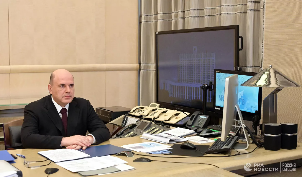Строительство дорог в России продолжится, на это предусмотрено свыше 843 млрд рублей на три года