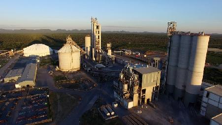 В прошлом году владельцы отклонили предложение от индонезийской International Cement.