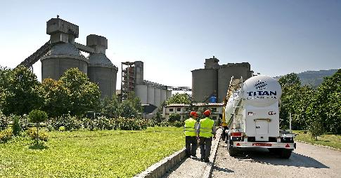 Titan Cement International S.A. одобрил сделку о выкупе неконтрольного пакета акций