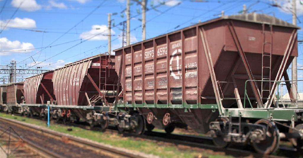zheleznodorozhniki-uvelichili-podachu-vagonov-pod-pogruzku-produktsii-mordovtsementa
