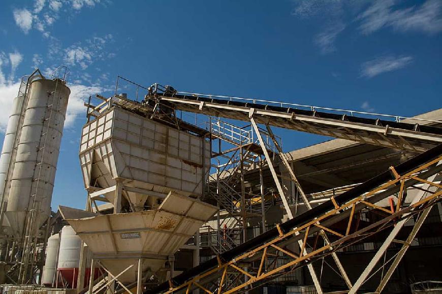 UltraTech Cement ввела в эксплуатацию новую технологическую линию на заводе Magdalla