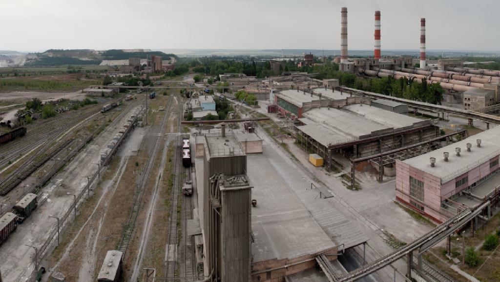 завод «Осколцемент» 