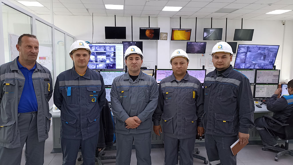 Представители АО «Бекабадцемент» высоко оценили систему «АЦТЕК» на заводе «Азия Цемент»