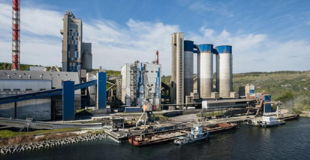 На Сенгилеевском филиале заменили газоаналитическую систему на газоходе циклонного теплообменника
