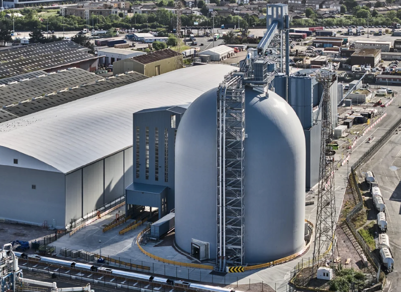 Holcim UK начала импорт и дистрибуцию цемента на заводе в Тилбери