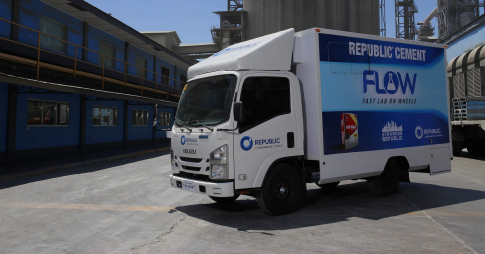 Republic Cement Group запустила первую лабораторию на колесах