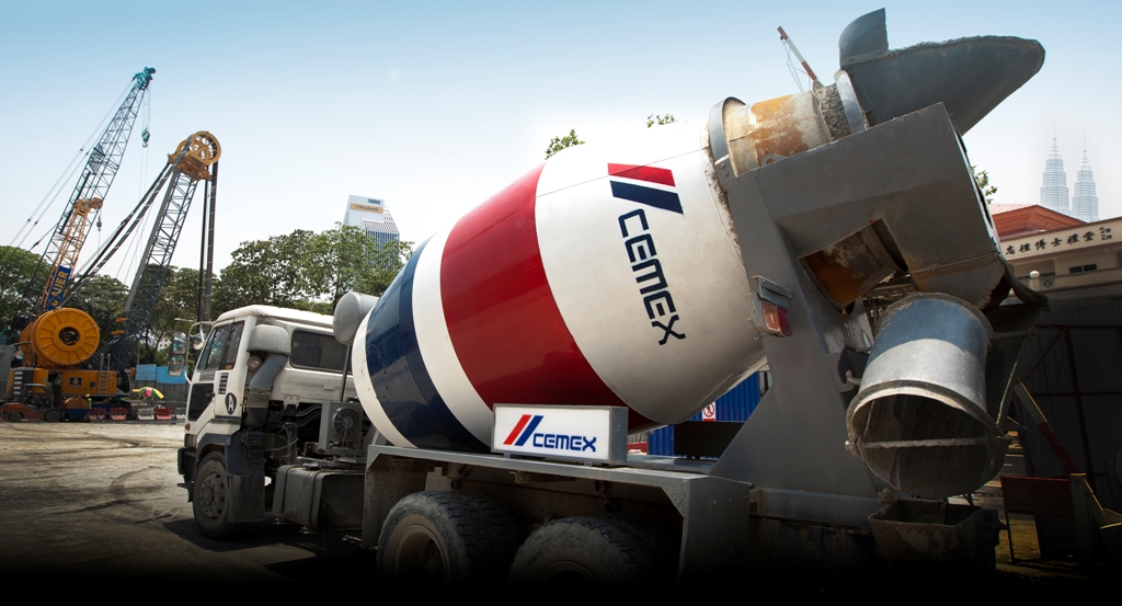 CEMEX объявила, что она является первой компанией по производству строительных материалов, которая завершила крупномасштабный пилотный проект в нескольких странах использования полностью электрических автобетоносмесителей.