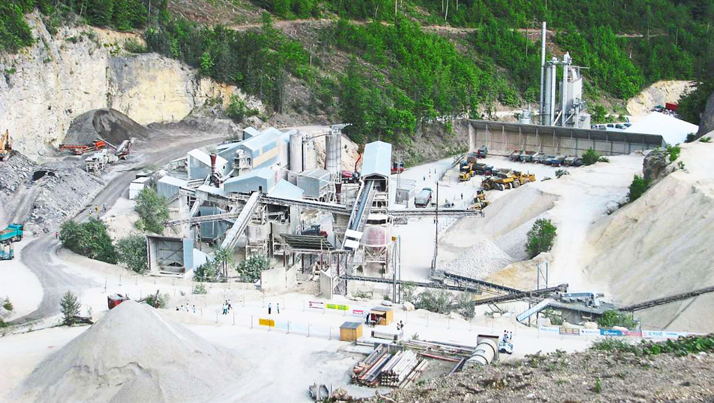 Компания Holcim заключила соглашение о приобретении участника регионального рынка заполнителей и товарного бетона южной Германии