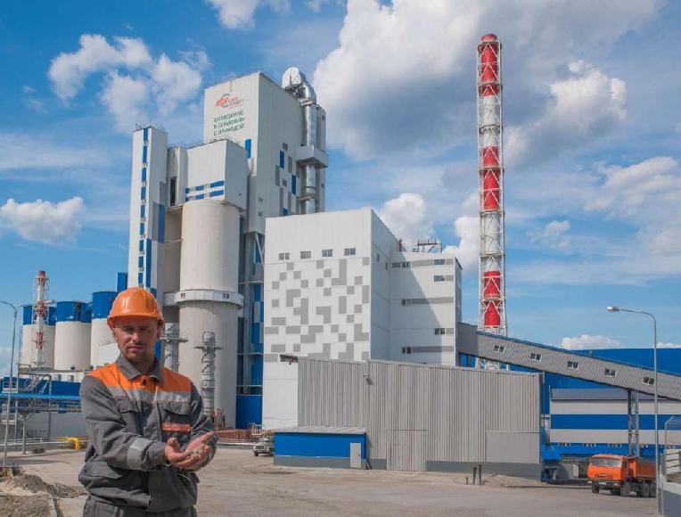 Для защиты заводчан, которые работают на высоте, «Катавский цемент» закупил более двадцати средств индивидуальной защиты. 