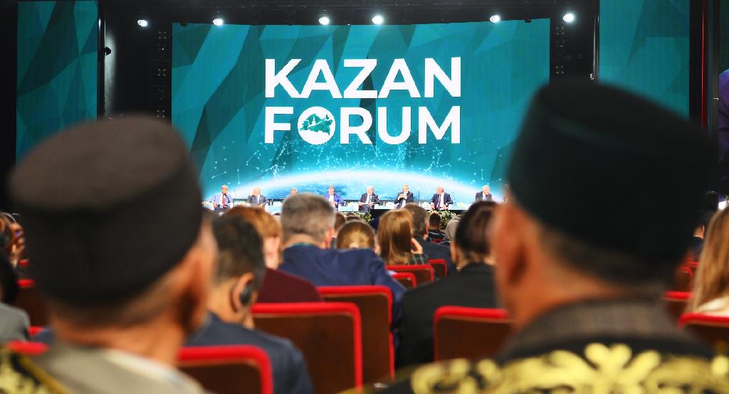 На XVI Международном экономическом форуме «Россия – Исламский мир: KazanForum» прошла пленарная сессия, посвященная развитию строительного комплекса