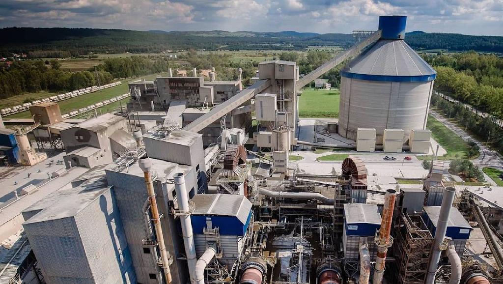 Ввод оборудования в эксплуатацию намечен на первое полугодие 2022 года.