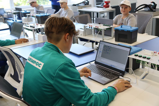 Липецкцемент и Елецкий колледж начали работу по проекту «Профессионалитет»