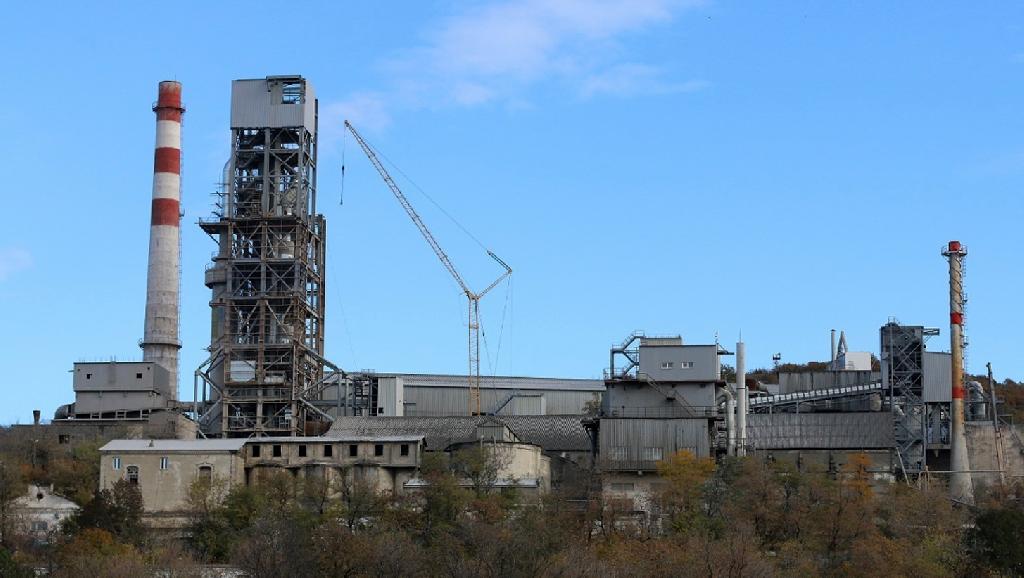 «АТАКАЙЦЕМЕНТ» 