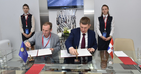 Максим Решетников и Юрий Старцев на ПМЭФ-2019
