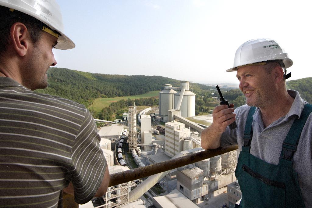 HeidelbergCement приобрела шесть заводов по производству товарного бетона и один песчаный карьер через свою чешскую дочернюю компанию Českomoravský beton у Kámen Zbraslav в регионе Моравия в восточной части Чешской Республики. 