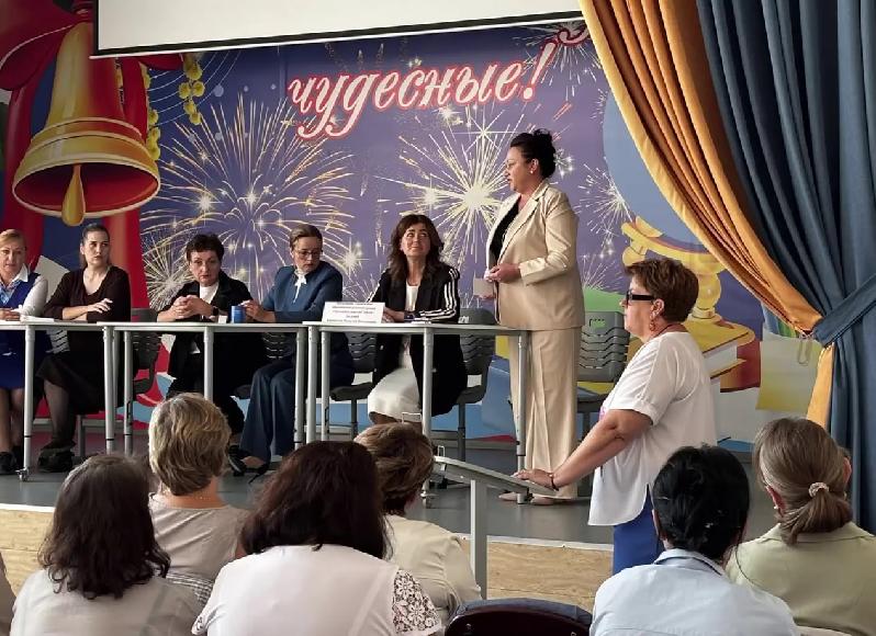 Спасскцемент подписал соглашение о сотрудничестве с городскими школами и Спасским индустриально-экономическим колледжем